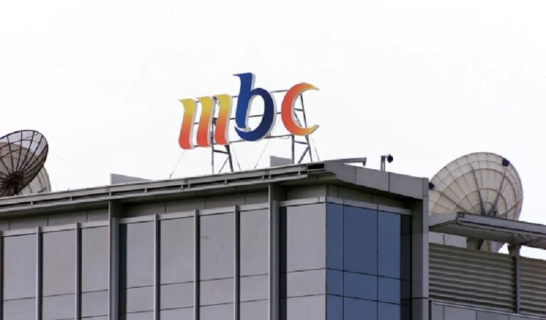 إلغاء رخصة قناة MBC في العراق بعد الإساءة لقادة المقاومة (فيديو)