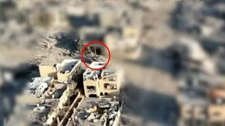 الاحتلال ينشر صورة جديدة للسنوار بعد استشهاده