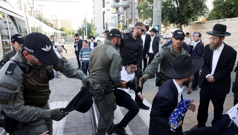 الاحتلال يعتقل 25 مستوطناً شاركوا في المظاهرات