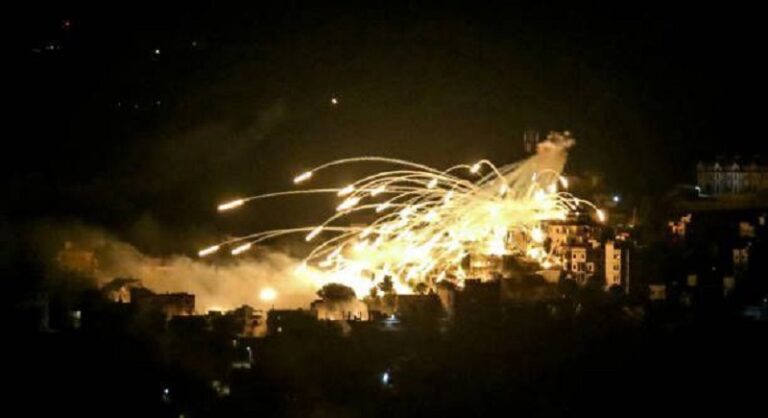 غارات و20 قذيفة فوسفورية على محيط معتقل الخيام