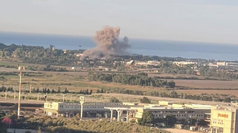 صاروخ شمال قيساريا.. وإصابة