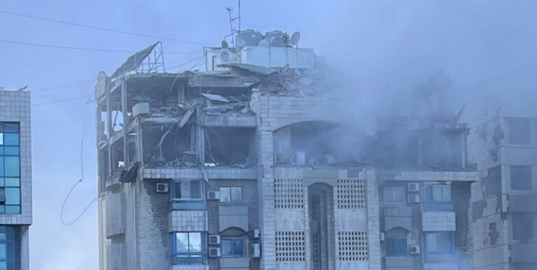 القبض على “مشتبه به” قبيل الغارة على الجناح؟