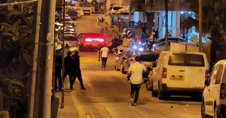 تعليمات للبقاء في الملاجئ في الكيان المحتل