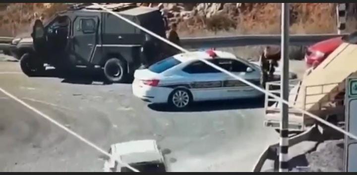 بالفيديو – لحظة محاولة تنفيذ عملية دهس قرب “عوفرا”