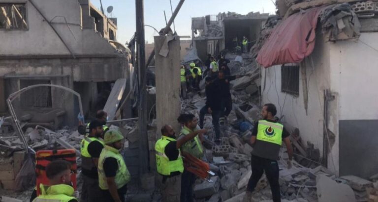 شهيد وجرحى بالغارات على صور (فيديو)