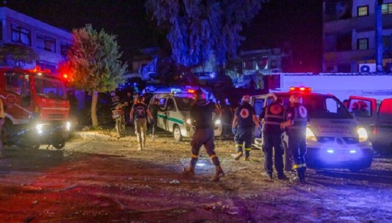 “مستشفى الحريري” بعد تعرضها للقصف: مستمرون بالعمل