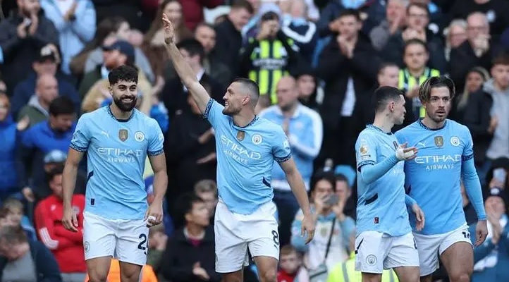 البطولات الأوروبية لكرة القدم: لا مفاجآت في إنكلترا وخسارة دورتموند في ألمانيا