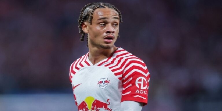 سيمونز يغيب عن لايبزغ حتى العام الجديد