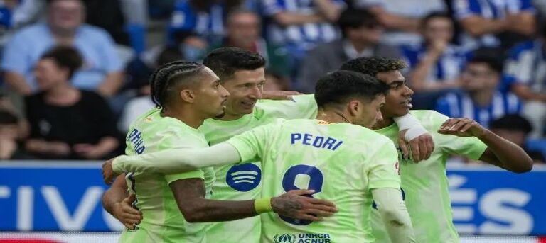 برشلونة يستعيد توازنه بثلاثية ليفاندوفسكي وتعادل مثير بين بايرن ميونخ وفرانكفورت