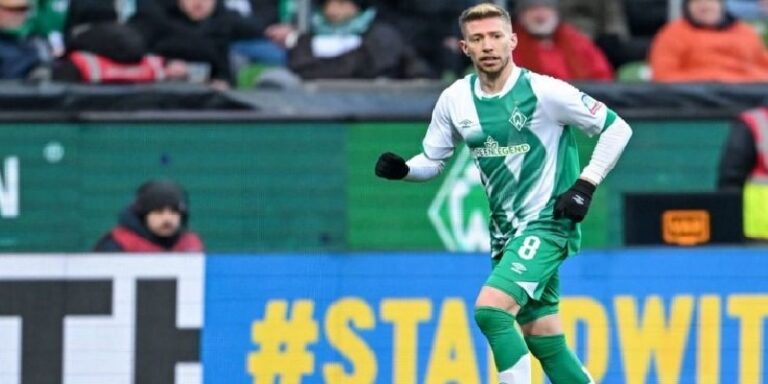 الفيفا يُعطي الضوء الأخضر لميتشل فايزر لتمثيل الجزائر