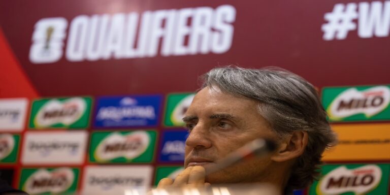 الإتحاد السعودي يقترب من إقالة مانشيني