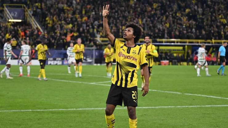 دوري أبطال أوروبا لكرة القدم: إنتصارات ساحقة لدورتموند وبرشلونة ومانشستر سيتي