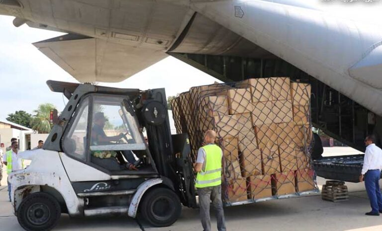 وصول طائرة محملة بالمساعدات الأردنية إلى بيروت