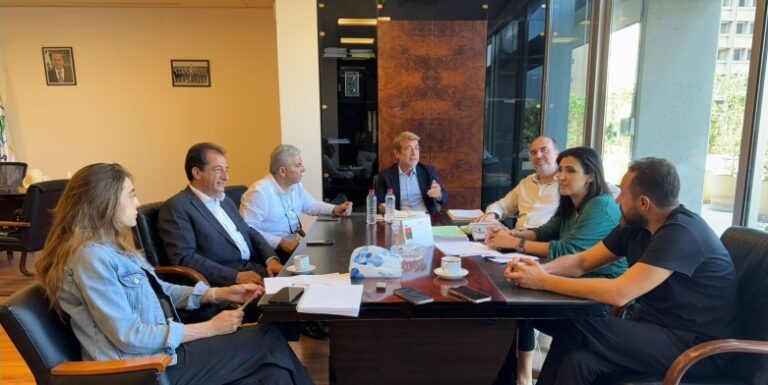 فياض للجنة الطوارئ: لسد الثغرات المالية الناجمة عن النزوح