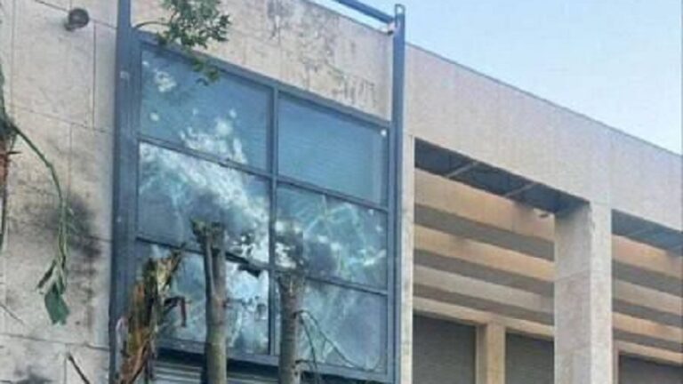 “قيسارية”.. وسفارة لندن!