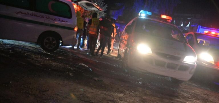 4 شهداء وارتفاع عدد الجرحى إلى 32 بالغارة على محيط مستشفى الحريري