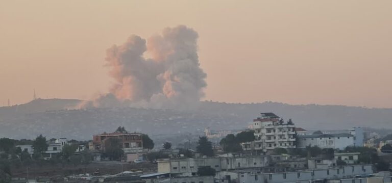 العدو ينسف منازل ومباني سكنية في الناقورة