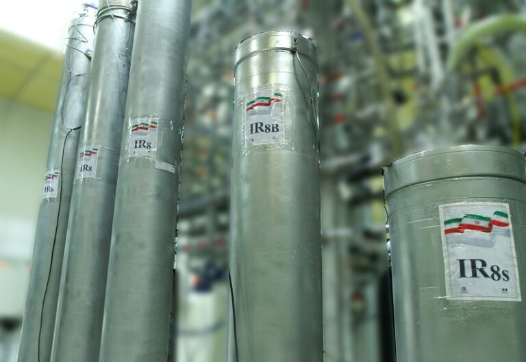 إيران عرضت عدم زيادة مخزونها من اليورانيوم المخصب