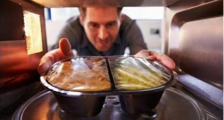 أطعمة لا يجب إعادة تسخينها