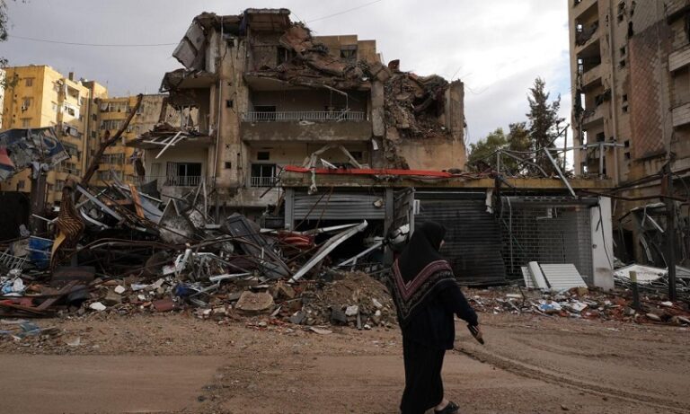 “بطالة الحرب” تفاقم الخسائر.. نصف مليون لبناني عاطل عن العمل!