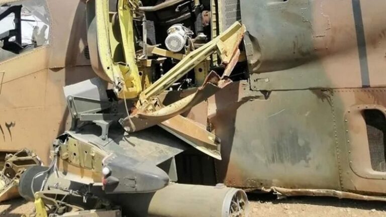 مقتل طيارين بتحطم مروحية في مصر