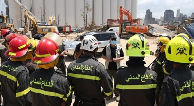 9 إصابات بتنشق الدخان بعد حريق في بلاط