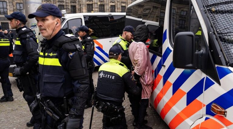 5 مصابين و62 محتجزاً باحتجاجات في أمستردام