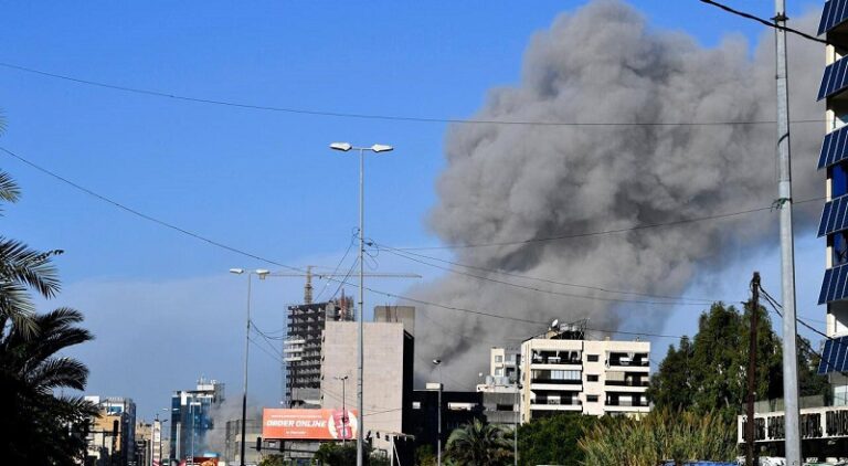 غارة ثالثة استهدفت مبنى في الكفاءات