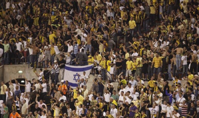 “الأمن القومي الإسرائيلي” يدعو الصهاينة لعدم حضور مباريات في أوروبا