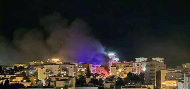 سقوط صاروخ على نهاريا.. وإصابات؟ (فيديو)