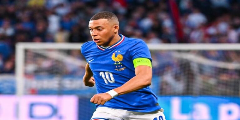 الكشف عن سبب تراجع مستوى مبابي