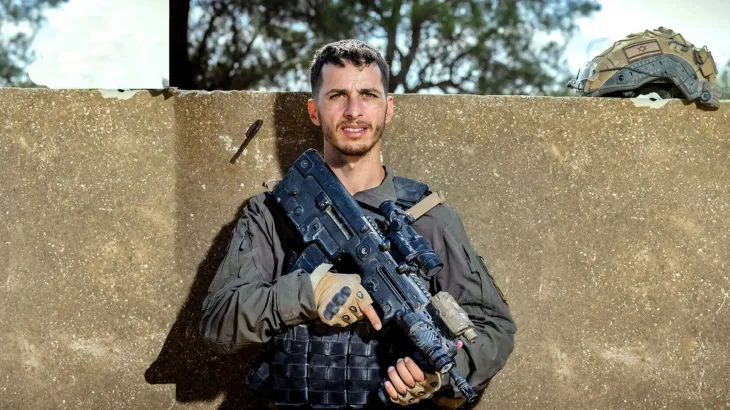 هروب ضابط صهيوني من قبرص لإرتكابه جرائم حرب في غزة