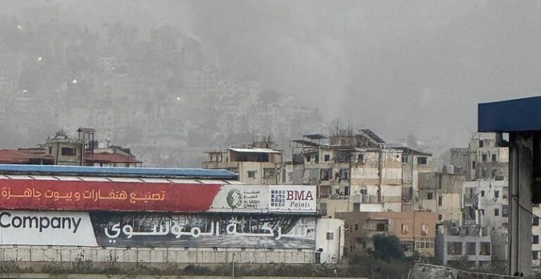 العدو يستهدف مجمعاً سكنياً في الشويفات (فيديو – صور)