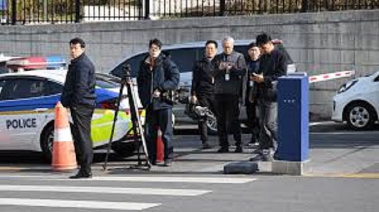 اعتقال مديري المخابرات الكوريين الجنوبيين في تحقيقات حول تطبيق الأحكام العرفية