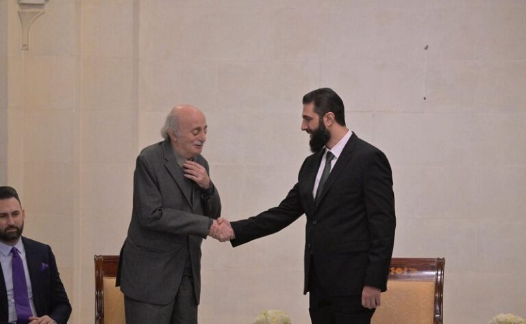 جنبلاط في سوريا قبل منتصف آذار