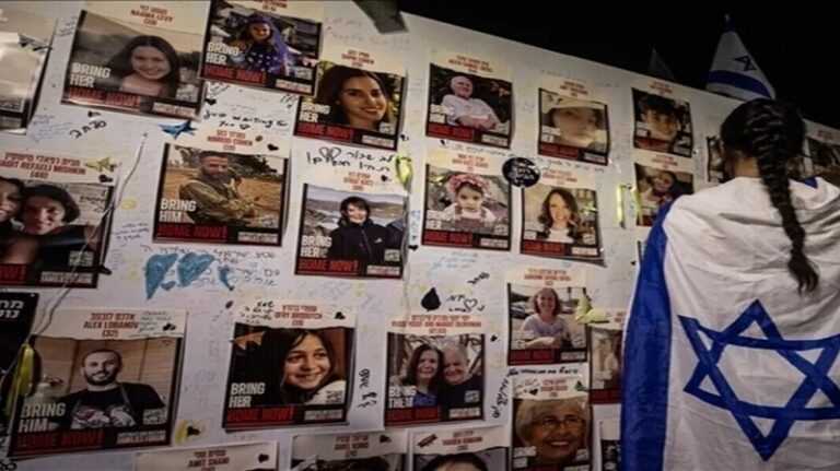 آلاف المستوطنين يحتجون على استئناف الحرب في القدس (فيديو)