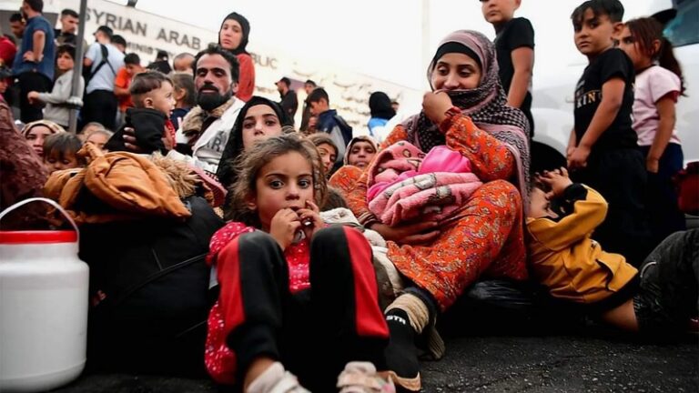 تفكيك مخيم الركبان الحدودي وعودة اللاجئين!