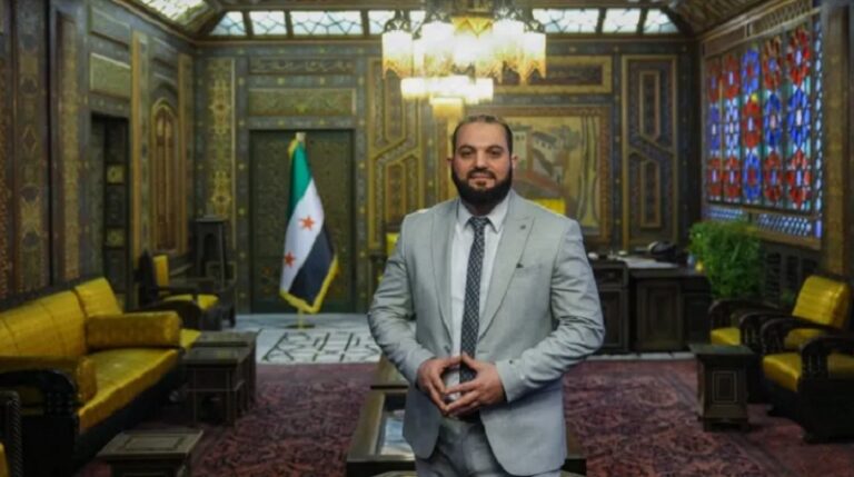 محافظ دمشق يفسر تصريحاته حول “اسرائيل”: ليس من صلاحياتي