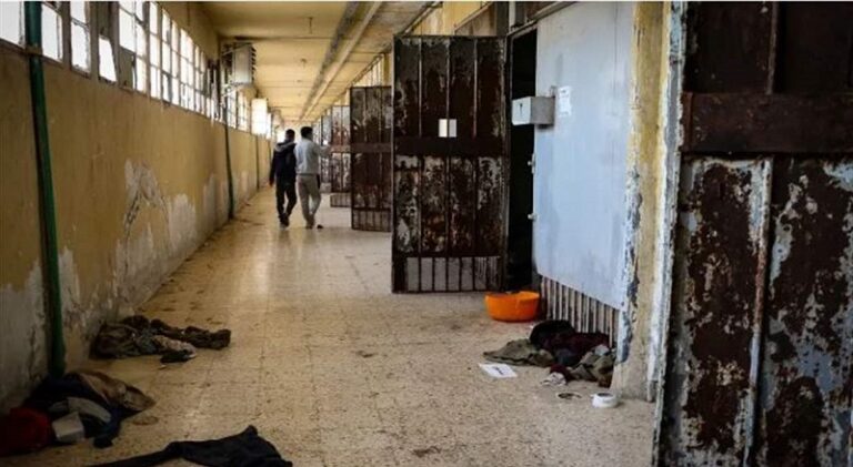 توقيف المسؤول عن الإعدامات في صيدنايا