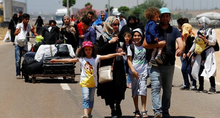 اللجنة الوزارية: خطّة لعودة النازحين السوريين قيد التنفيذ