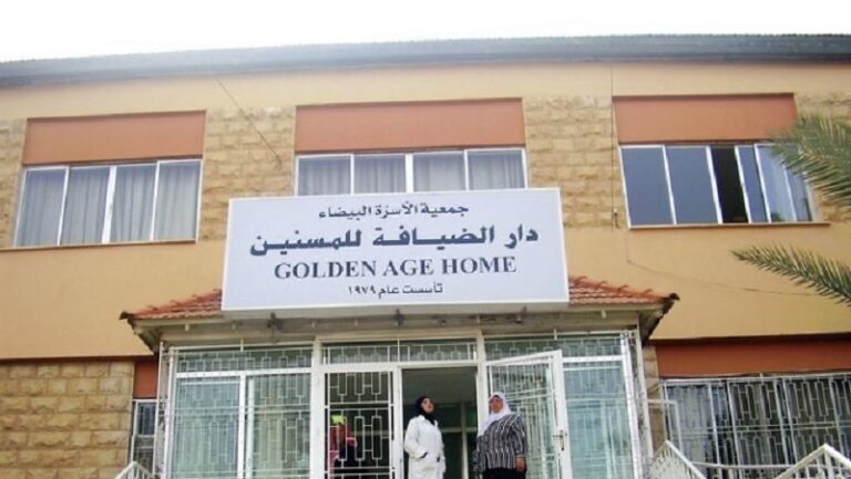 بالفيديو ـ 6 قتلى و60 مصاباً بحريق في دار مسنين