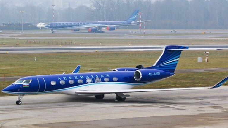 بعد أيام على كارثة أكتاو.. طائرة أذربيجانية تبلغ عن عطل بعد الهبوط