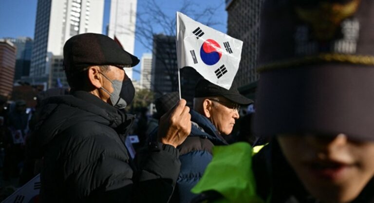 كوريا الجنوبية تمنع سفر الرئيس