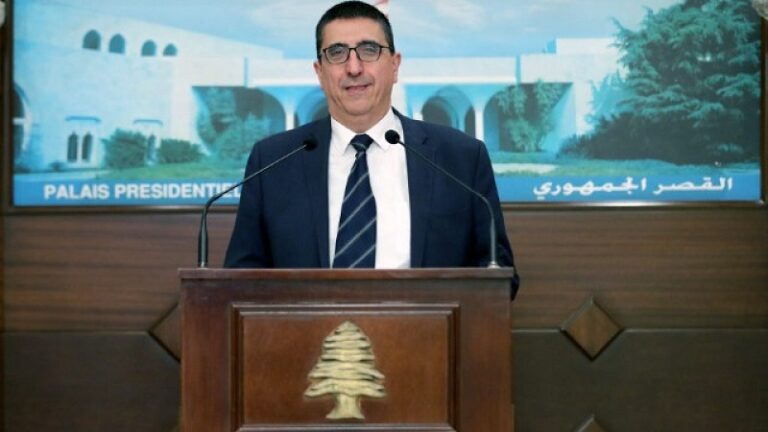 حجار: دخول 85 ألف نازح.. والوضع صعب