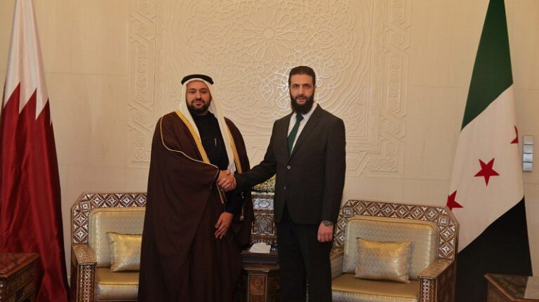 “الجولاني” بعد لقائه وزير الخارجية القطري: سنبدأ تعاوناً استراتيجياً واسعاً مع قطر