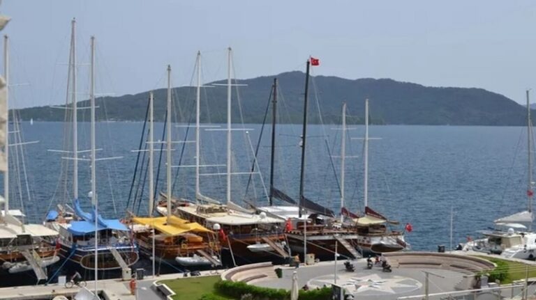 تركيا تؤكد حظر تحميل البضائع من موانئها لشحنها لـ”إسرائيل”