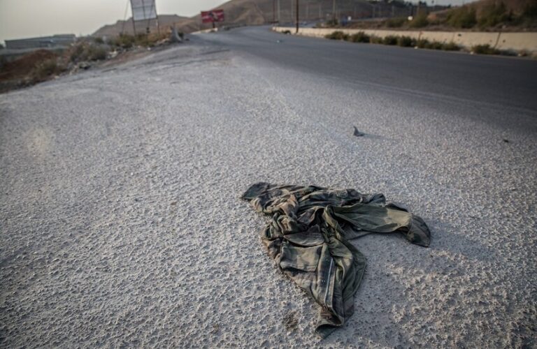 اكتشاف مقابر جماعية في دمشق! (فيديو)