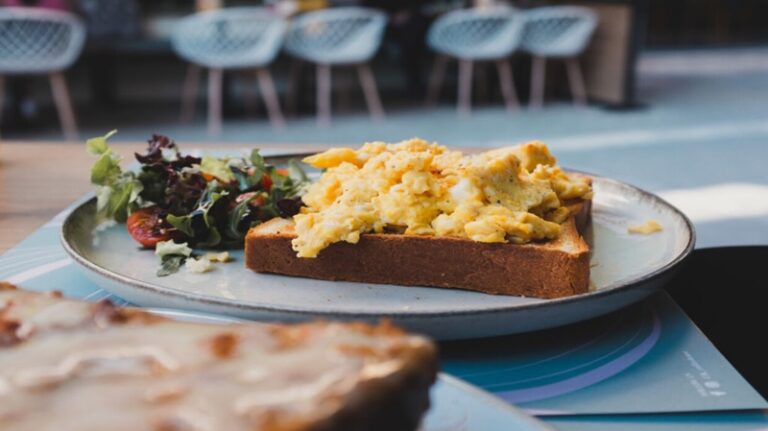 إدارة الغذاء والدواء الأمريكية تعرّف الأطعمة “الصحية”!