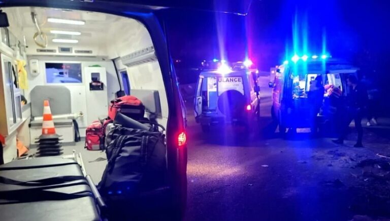 20 جريحاً بانقلاب حافلة في عكار