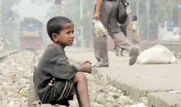 أسرة تستعيد طفلها المفقود بعد 14 عاماً من البحث